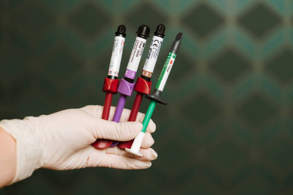 Dentisteria Operatória e Estética - Bilacare